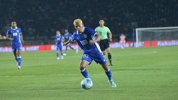 Sempat Tertinggal Dua Gol, Persib Bandung Imbang 2-2 Lawan Dewa United