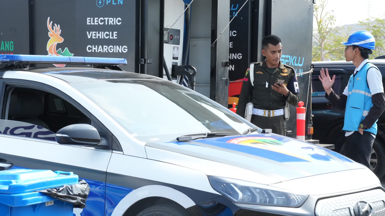 PLN UP3 Selaparang Pasang SPKLU Fast Charging 120 kW dan 200 kW di Sirkuit Mandalika untuk MotoGP 2026