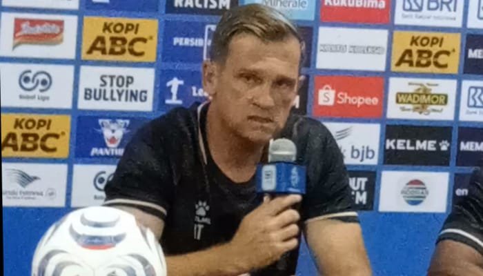 Pelatih Persib Igor Tolic Waspadai Dewa United Jelang Laga Pekan 4 di Stadion si Jalak Harupat