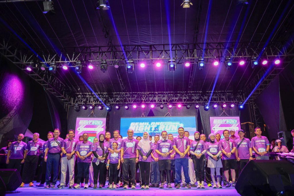 Sekda Banten Ajak Ribuan ASN di Gading Serpong Hidup Sehat dan Peduli Korban Bencana Lewat Gemilang Korpri Night Run 2026