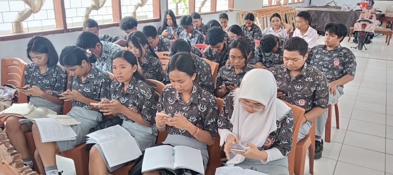 SMAN 2 Bitung Gelar Pelatihan Pers dan Jurnalistik, Siswa Belajar Wawancara hingga Verifikasi Informasi