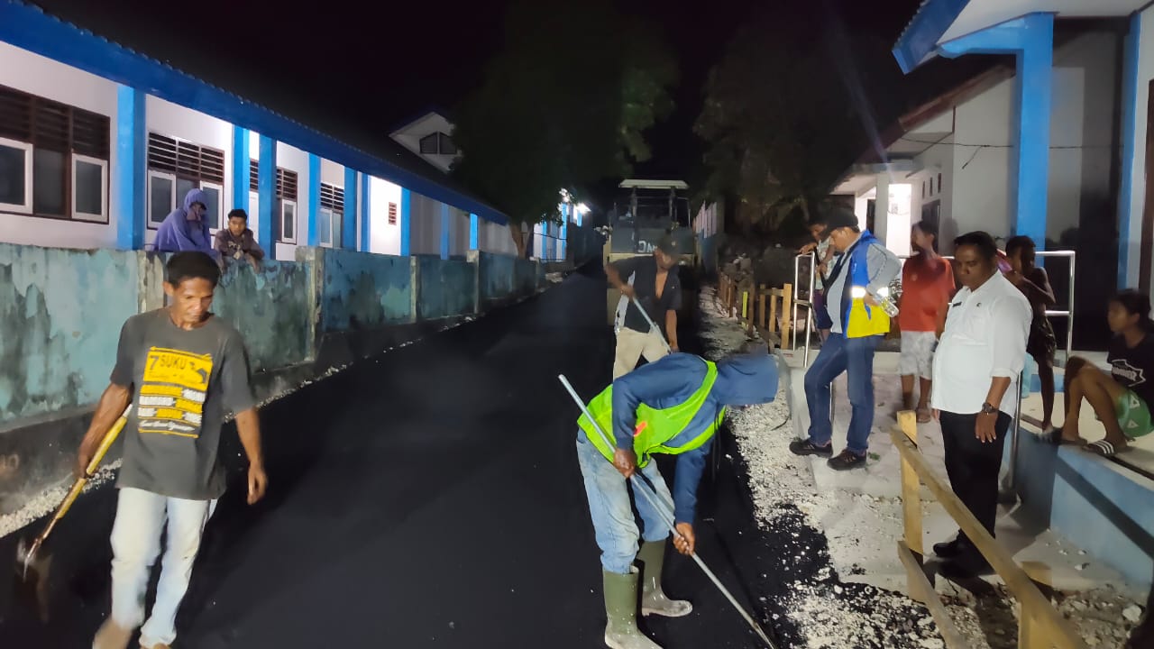 Jalan Hotmix Ohoira–Ohoiren Rampung Sepekan, Dukung Kesiapan MPP XXXVII AMGPM di Maluku Tenggara