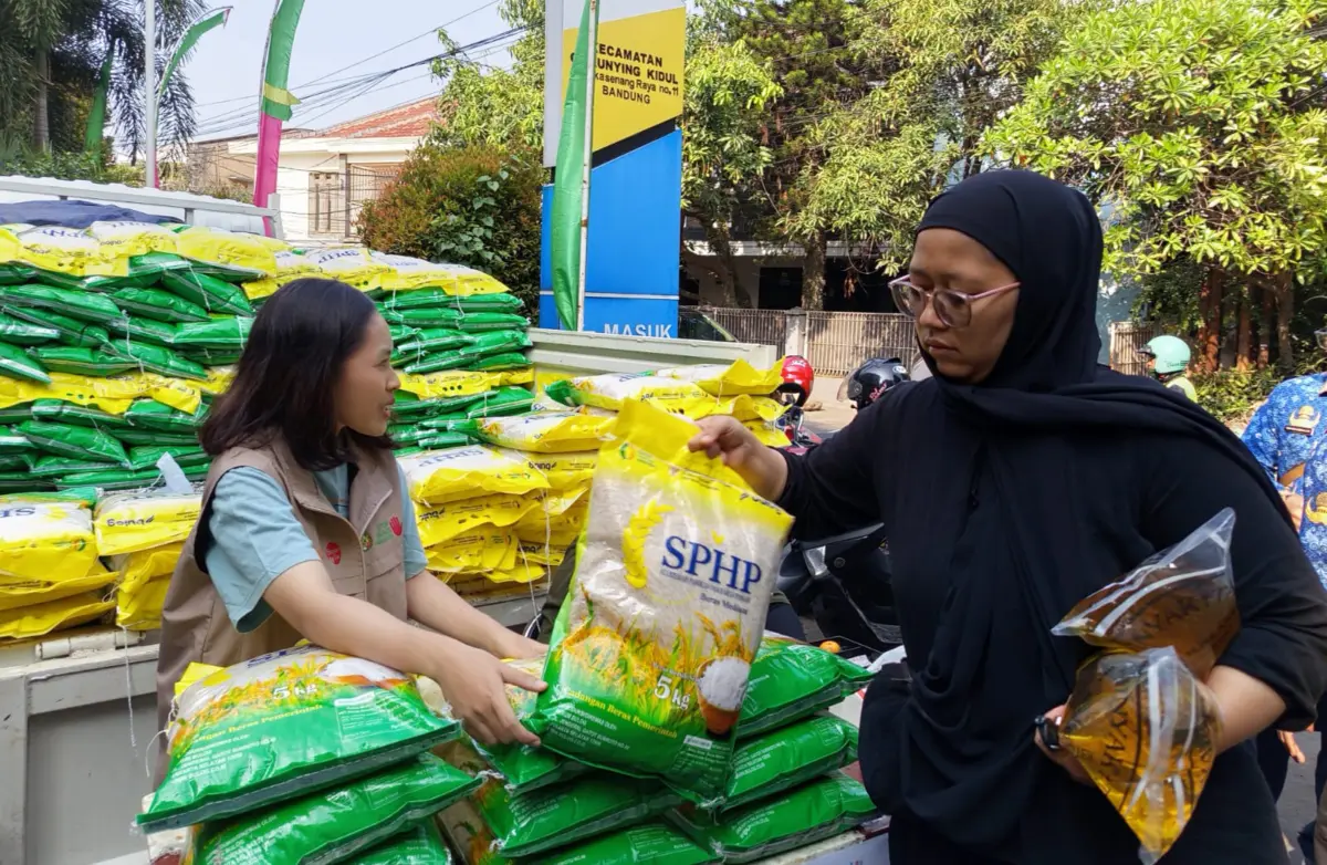 Bulog Kucurkan 59.654 Ton Beras ke Kota Bandung Lewat SPHP hingga Gerakan Pangan Murah