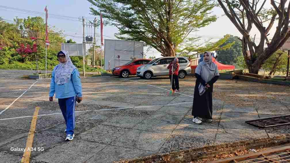 DKPPKB Sulbar Gelar Aksi Bersih Kantor di Mamuju, Dukung Gerakan Indonesia ASRI