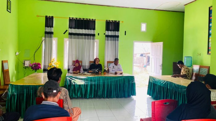 DLH Morotai Dorong Perdes Juanga Batasi Pengambilan Pasir, Larang Alat Berat dan Pasir Keluar Desa
