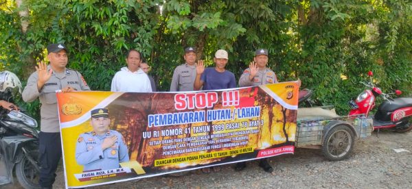 Polsek Kota Juang Bireuen Patroli 2 Gampong Cegah Karhutla, Warga Diminta Tak Bakar Lahan