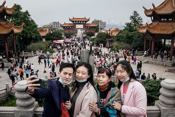 Kunjungan Wisman China Naik 9,2% saat Golden Week Berkat Bebas Visa