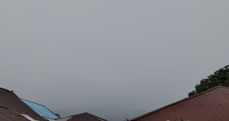Kabut Asap Kepung Ternate, BMKG Sebut Kiriman dari Karhutla Halmahera dan Papua