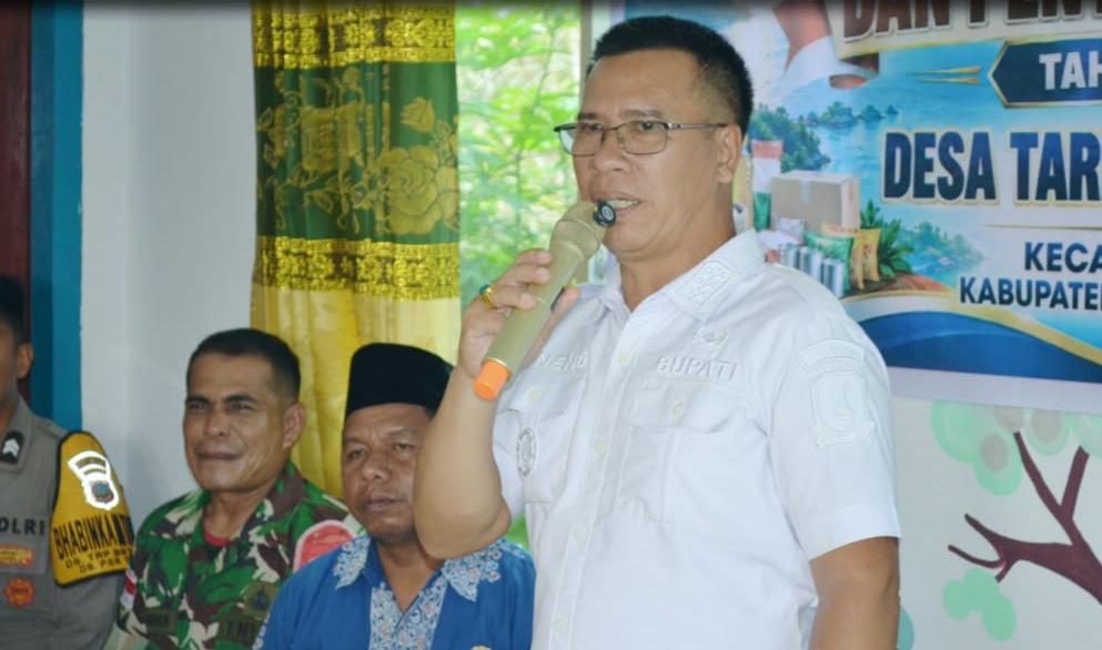 Bupati Anambas Serahkan 70 Paket Sembako Presiden di Tarempa, Beberkan Prioritas Pembangunan 2026-2027