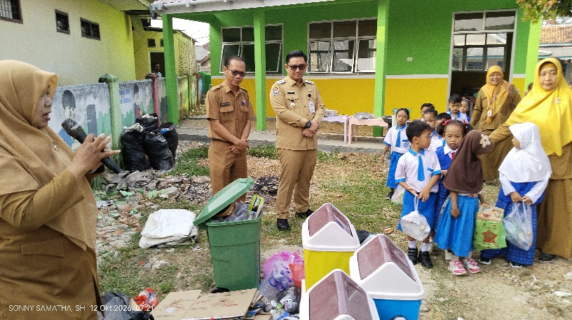 Pemkot Metro Luncurkan PILAH BERKAH di 75 Sekolah, Sampah Anorganik Pelajar Disetor ke Bank Sampah