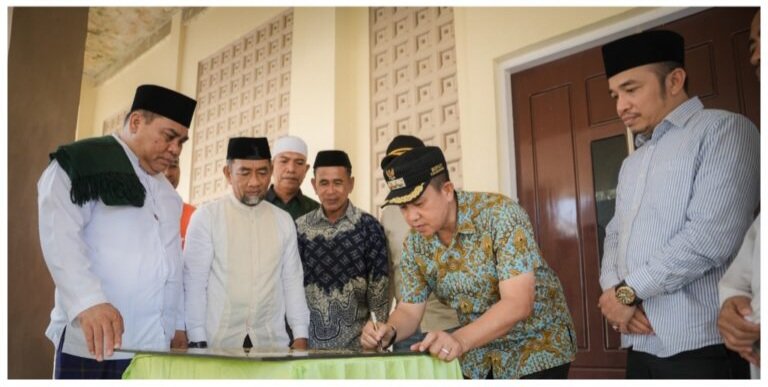 Bupati Morowali Resmikan Masjid At Taqwa Morompaitonga, Minta Rumah Ibadah di Tiap Desa Dibangun Matang