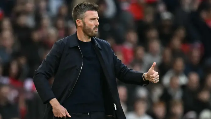 Michael Carrick Siap Andalkan Carlos Baleba Lawan Atletico Madrid