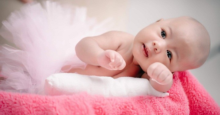 62 Nama Bayi Bermakna Embun, Cantik dan Lembut untuk Si Kecil