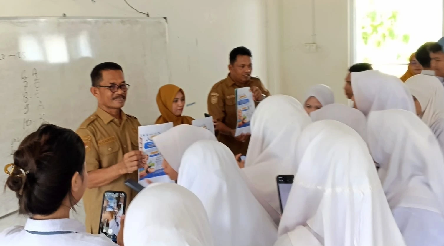 Perpusip Sulbar Kejar Target Perpusnas, Libatkan 100 Siswa SMKN 1 Rangas Mamuju Isi Survei Gemar Membaca