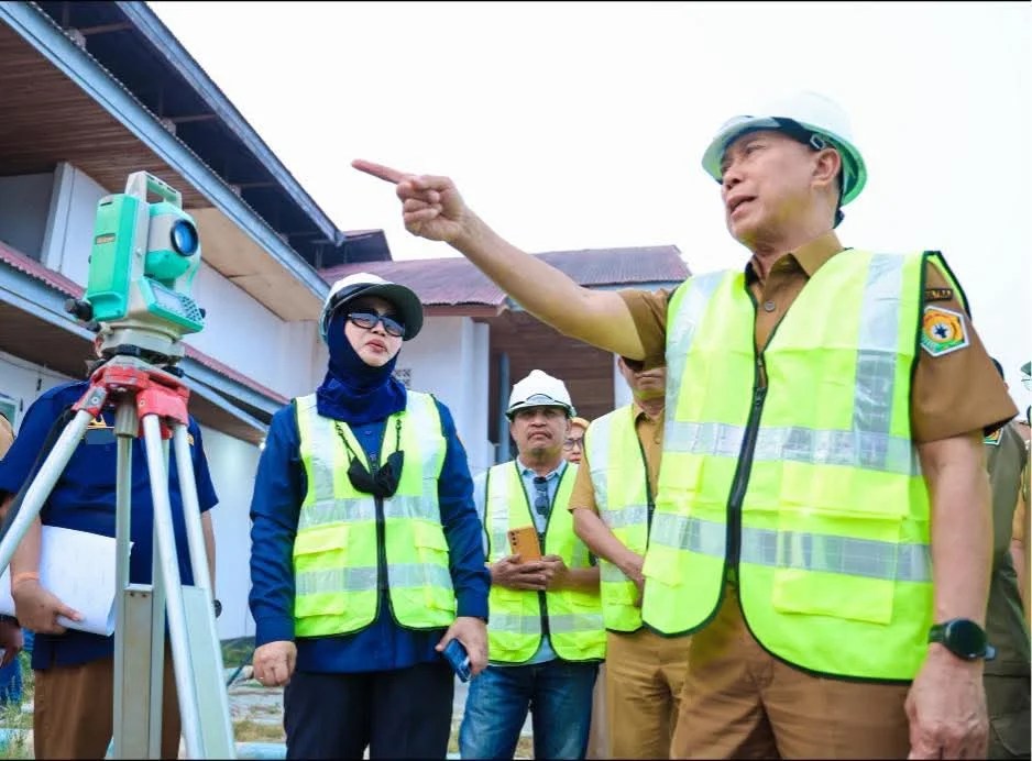 Gubernur Sultra Tinjau Kesiapan Revitalisasi Sarana Olahraga KONI, Pengerjaan Fisik Mulai 13 Oktober 2026