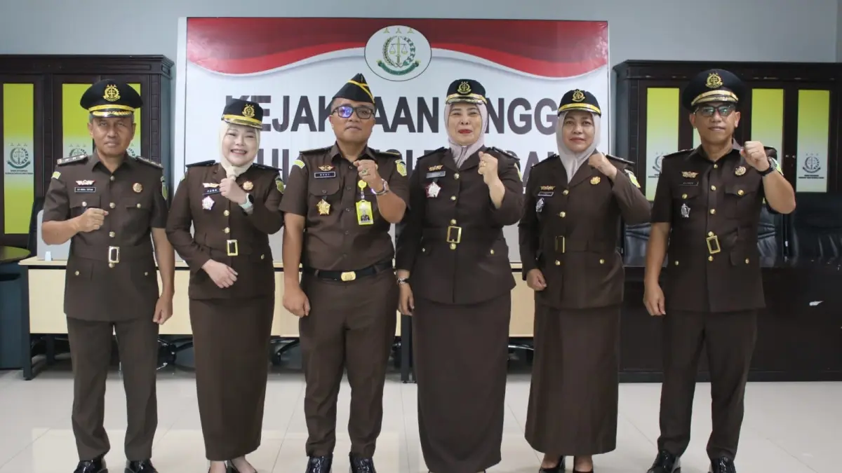 Kejati Sulteng Lantik 8 Pejabat Struktural, Laode Abdul Sofian Jabat Kasi C Pidana Umum