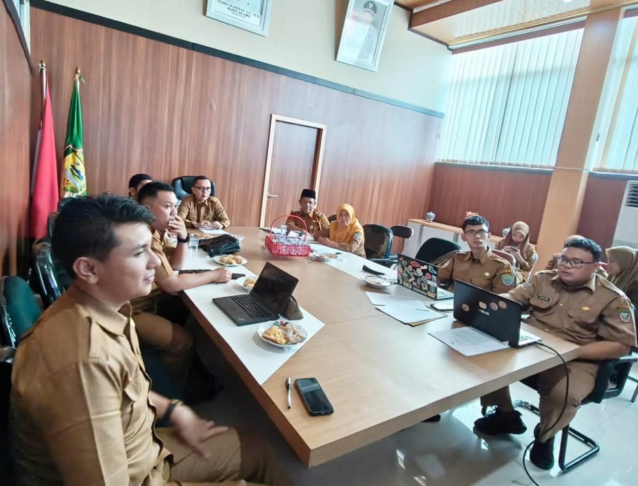 Pemkab Seluma Bahas Raperbup di Ruang Setda, Asisten I Hendarsyah Minta OPD Telaah Substansi Sejak Awal