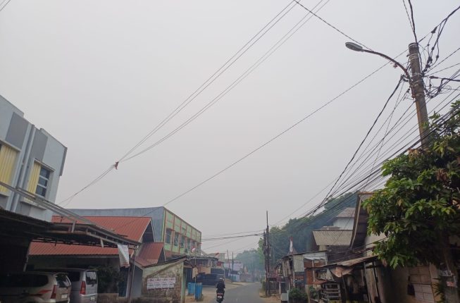 Kabut Asap Selimuti Palembang, Kualitas Udara Musi 2 Tembus Angka 602 pada Selasa Pagi