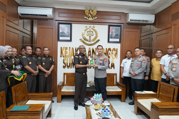 Kapolda dan Kajati Sumut Sepakati Sinergi Penegakan Hukum Humanis di Medan