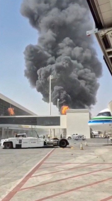 Serangan Houthi ke Bandara Riyadh Bongkar Celah Pertahanan Udara Arab Saudi