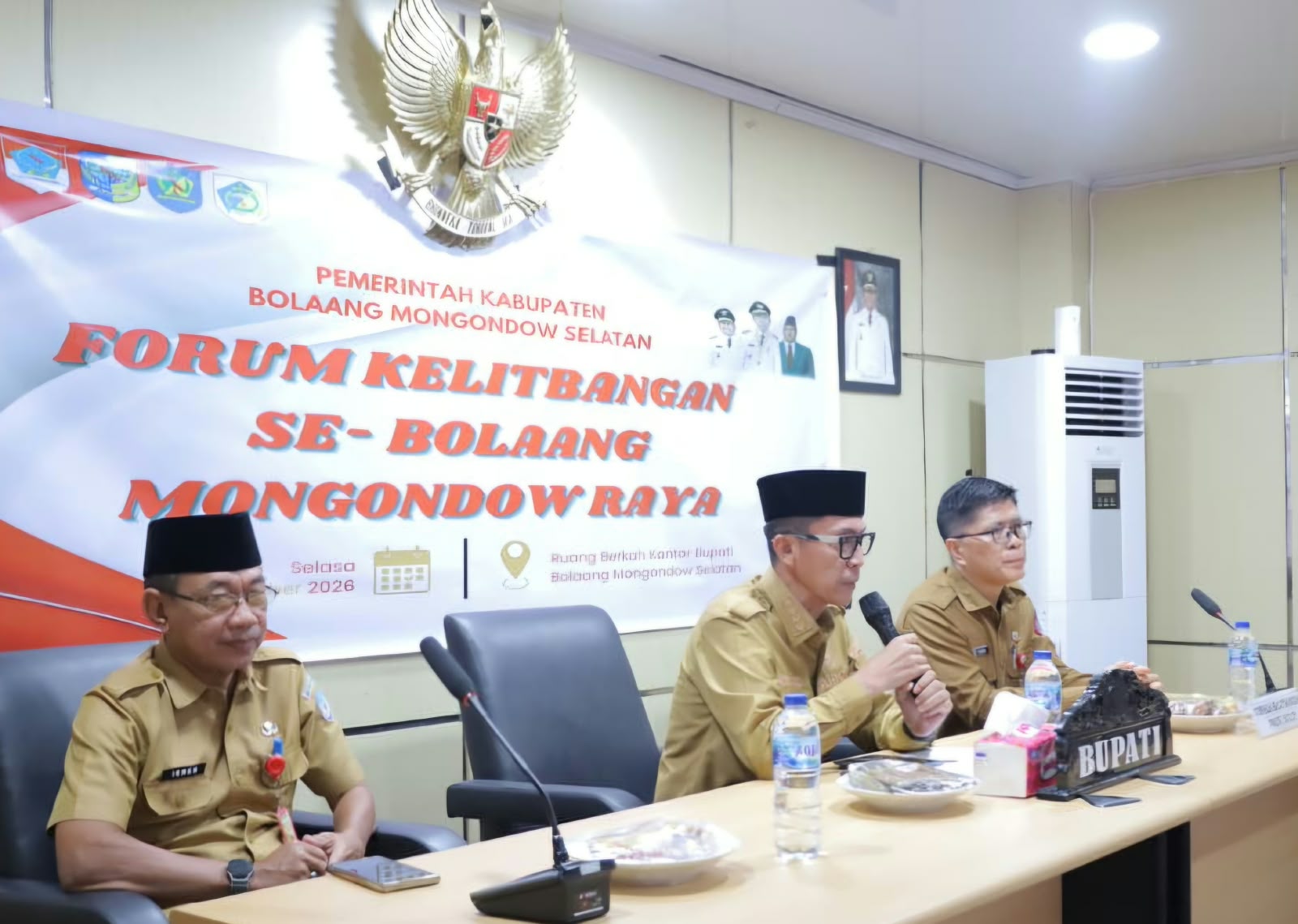 Bupati Bolsel Iskandar Kamaru Buka Forum Kelitbangan se-Bolmong Raya, Dorong Kebijakan Berbasis Data dan Inovasi