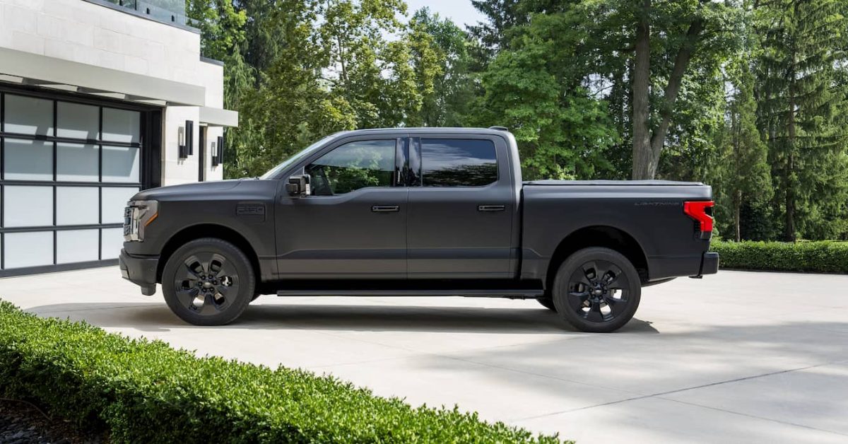 Ford F-150 Lightning Bekas Laku Keras di AS Meski Produksi Dihentikan