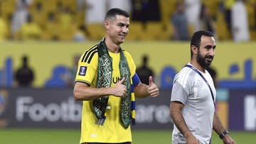 Ronaldo Kalungkan Syal Arab Saudi Usai Tampil di Liga Champions Asia