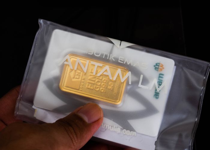 Harga Emas Antam Pegadaian Naik Rp2.000, Selisih Buyback Rp263.000
