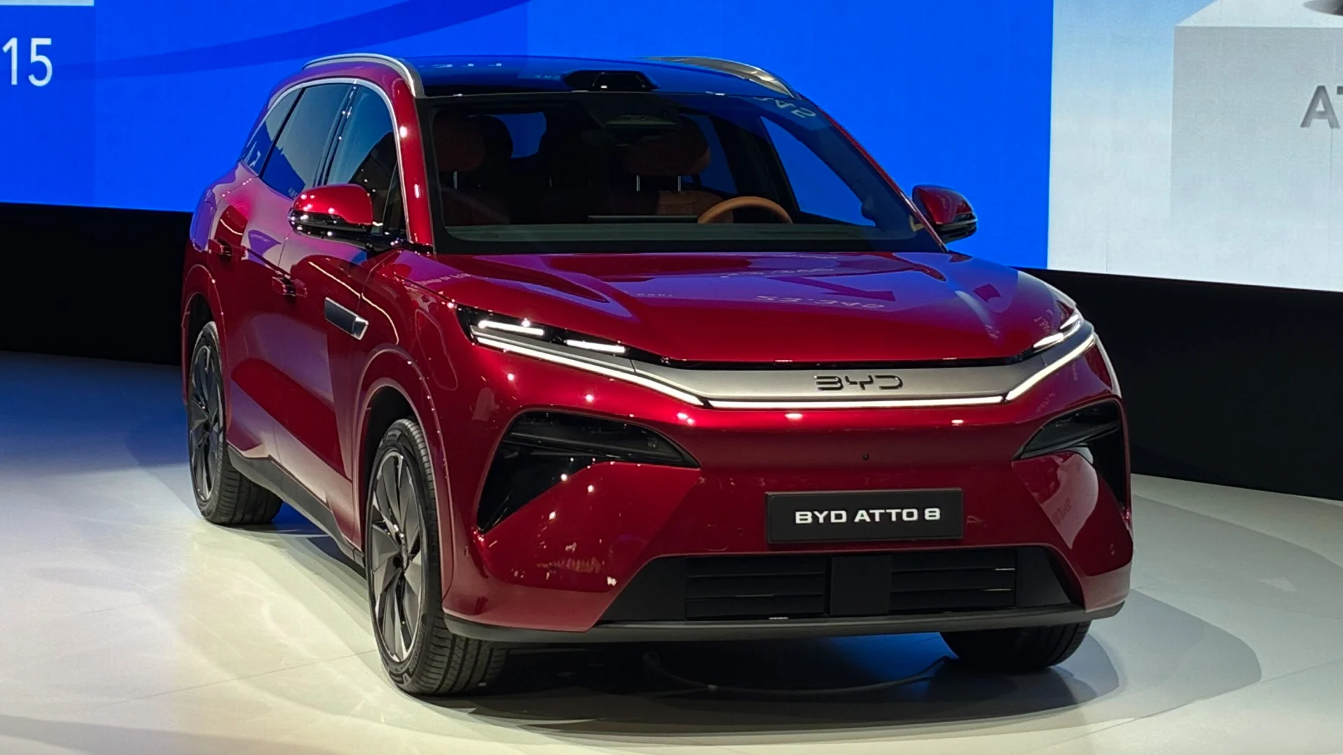 BYD Atto 8 Debut di Paris Motor Show 2026, Tenaga 764 Hp