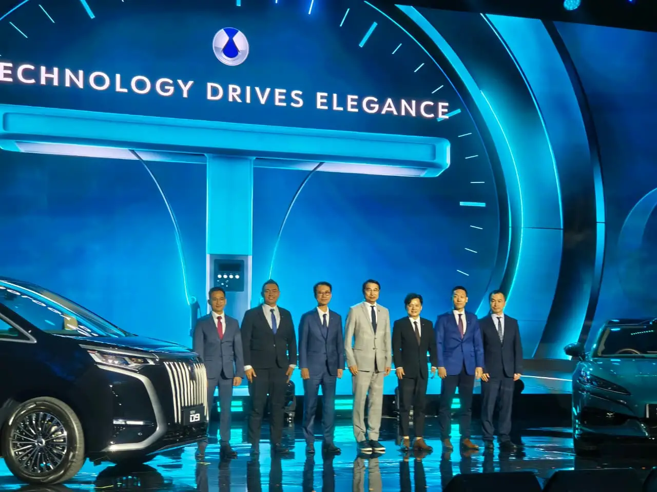 BYD Flash Charging Resmi di Indonesia, Cas Mobil Listrik 10-97% Cuma 9 Menit