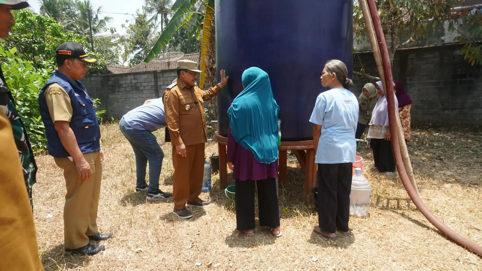 Pemkot Salatiga Droping 5.000 Liter Air Bersih ke Druju Sidorejo Kidul, Kekeringan Pertama di Luar Peta Rawan