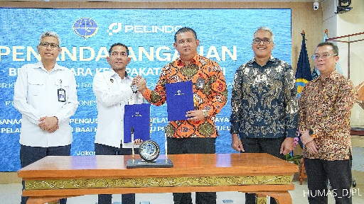 Kemenhub-Pelindo Teken Konsesi Alur Pelayaran Pulau Baai 24 Tahun