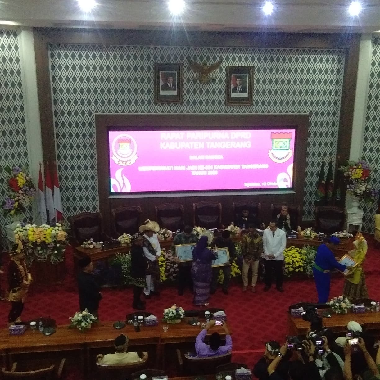 Gubernur Banten Andra Soni Hadiri Paripurna DPRD, Soroti Peran Strategis Kabupaten Tangerang di Hari Jadi ke-394