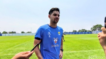 Sandy Walsh Siap Debut untuk Persib di Laga Kontra Viettel