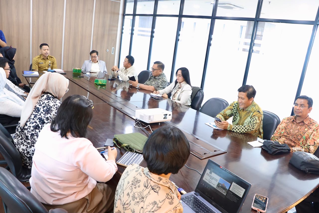 Pansus XX DPRD Jabar Matangkan Raperda Penataan OPD, Target Rampung 5 November 2026