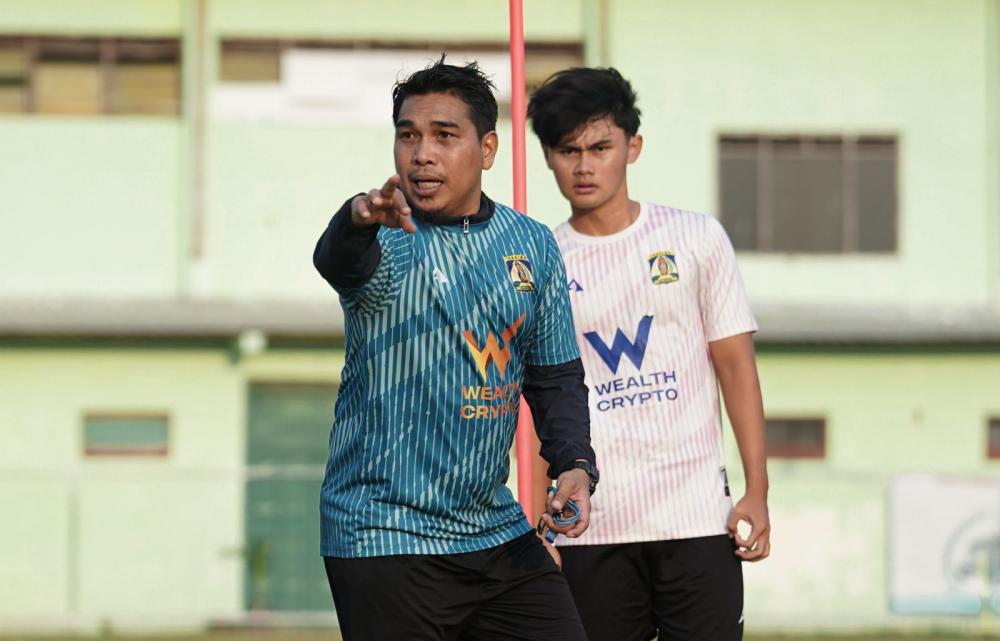 Persiba Balikpapan Tunjuk Yus Arfandy Pelatih Caretaker Usai Pecat Sudirman, Abdul Rachman Rangkap Player-Coach