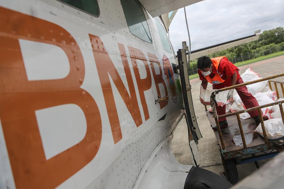 KPK Sita Rp 1,4 Miliar dan Emas dalam OTT BNPB, 14 Orang Diamankan