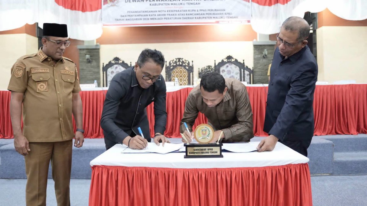 Bupati Maluku Tengah dan DPRD Teken KUA-PPAS Perubahan APBD 2026, Fokus Pelayanan Dasar dan Infrastruktur