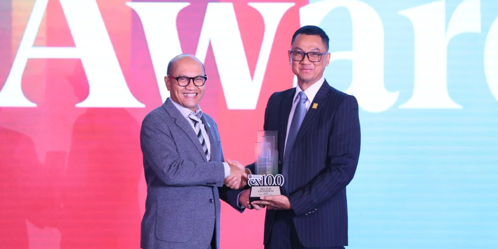 PLN Raih Sector Champion Energy & Public Utilities dan Runner Up BUMN Layanan Terbaik 2026