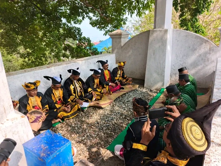 Ritual Santiago di Baubau Digelar Lebih Awal, Nisan Sultan Murhum hingga Oputa Yi Koo Jadi Sorotan