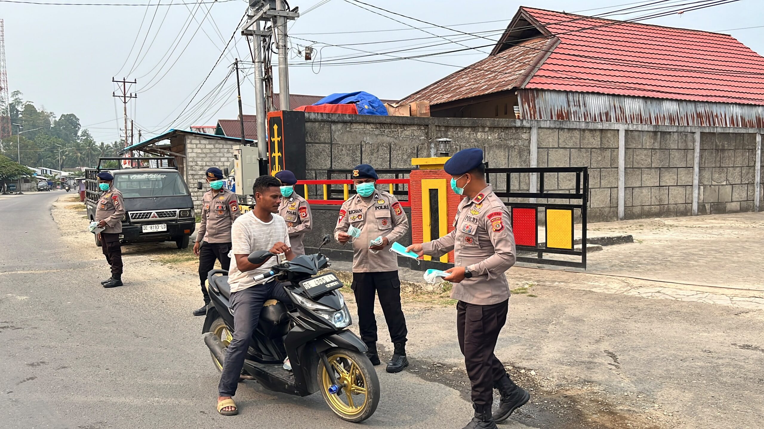 Kabut Asap Selimuti Namrole dan Sejumlah Desa di Buru Selatan, Warga Diminta Pakai Masker dan Perbanyak Air Putih