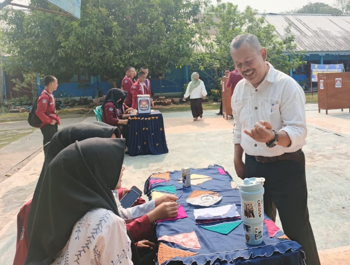 SMAN 1 Kikim Timur Gelar Pemilihan Ketua OSIS, Rengki Pratama Wijaya Unggul dengan 242 Suara