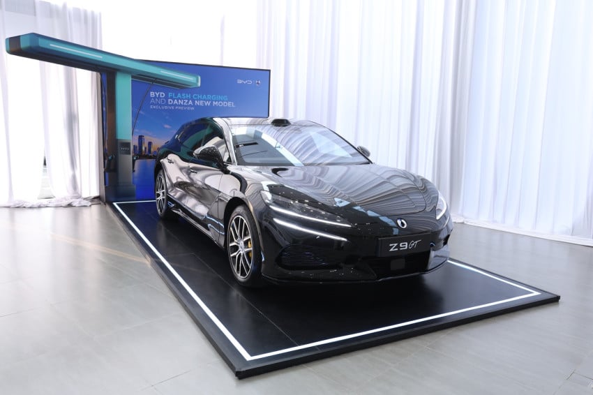 BYD Flash Charging 1.500 kW di Jakarta: Isi 10-70 Persen 5 Menit