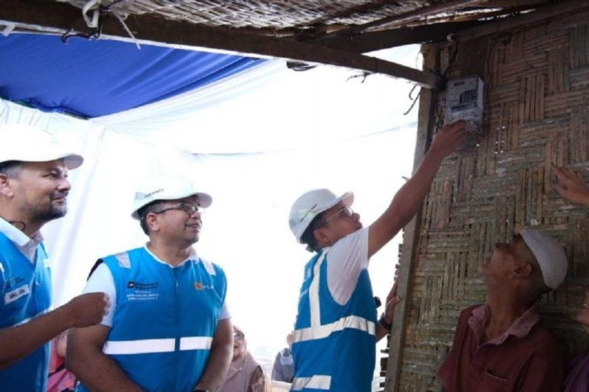 Ekonom UISU Sebut Sambung Listrik Gratis 584 Keluarga Prasejahtera di Sumut Hidupkan Ekonomi Rumah Tangga