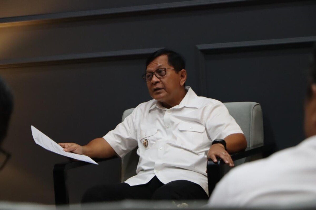 Pemkab Buleleng Kerahkan Disdagperinkop UKM Cek SPBU, Bupati Sutjidra Terapkan WFH ASN Tekan Konsumsi BBM