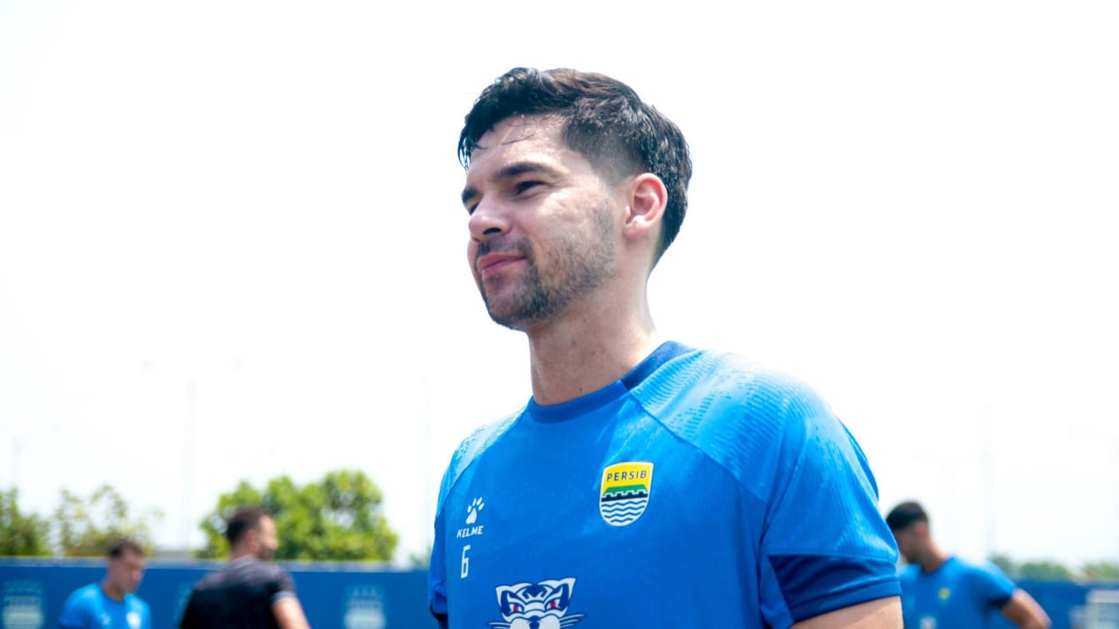 Igor Tolic Puji Debut Sandy Walsh di Persib, Soroti Kebugaran Skuad