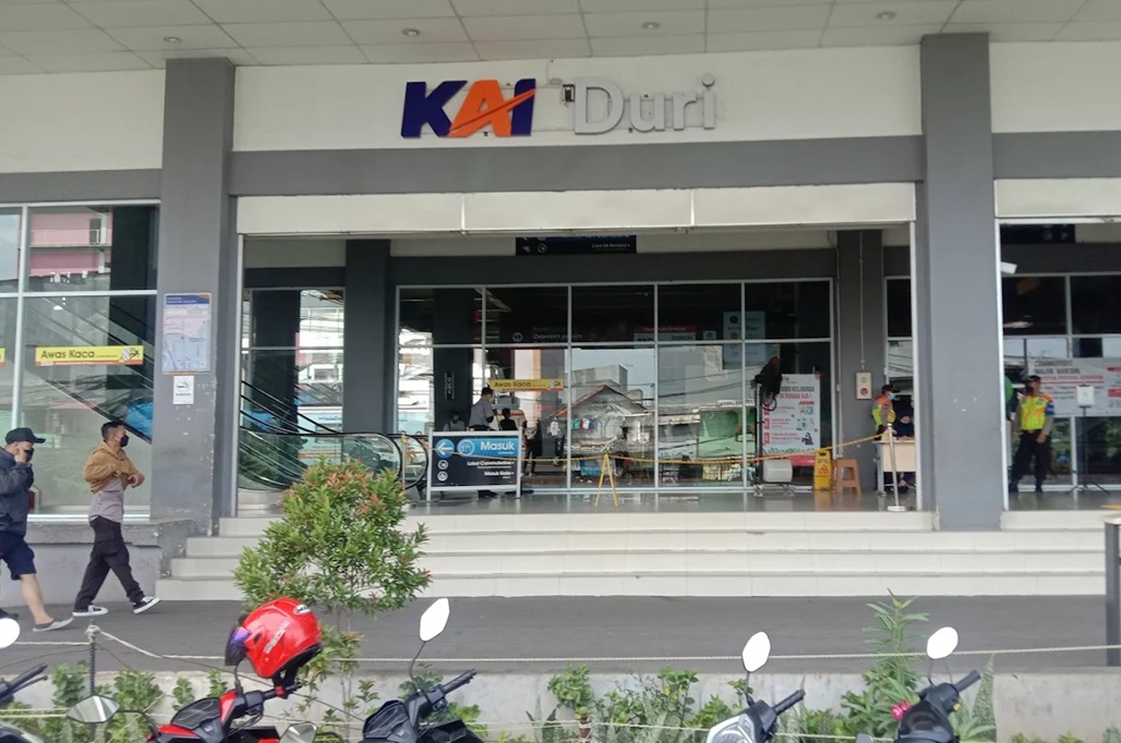 Eskalator Stasiun Duri Beroperasi Lagi, KAI Commuter Minta Penumpang Tak Berlari