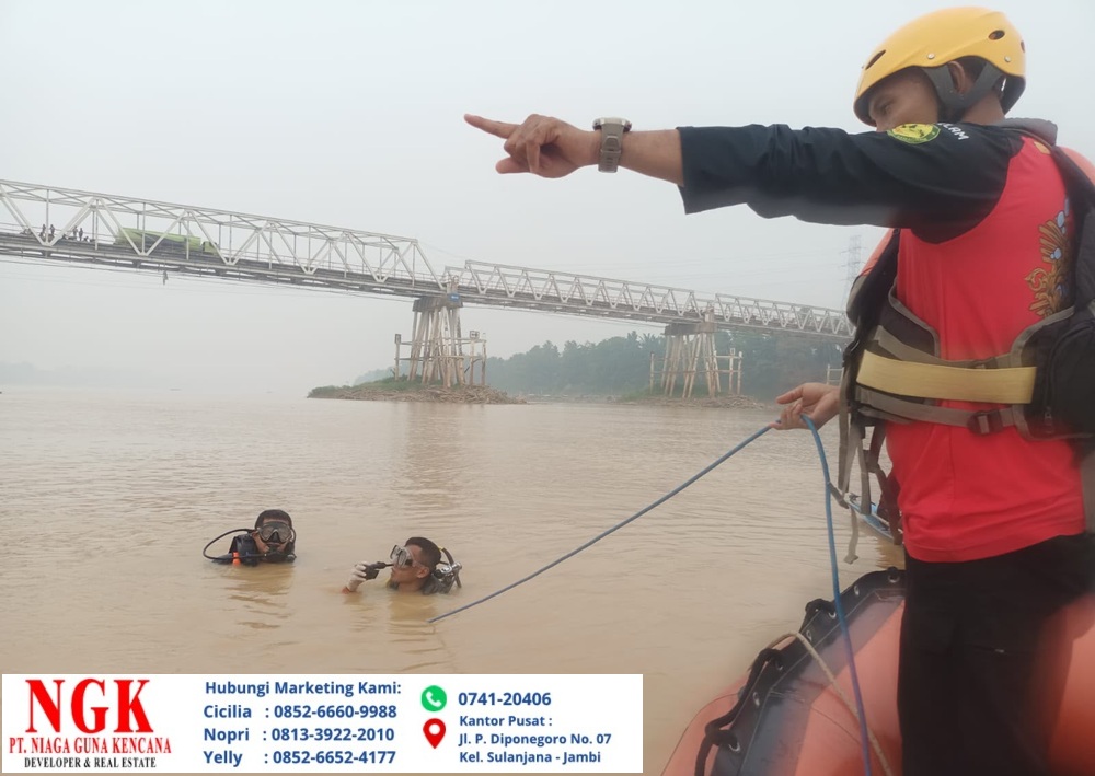 Basarnas Jambi Cari Bocah 11 Tahun Terseret Arus Sungai Batanghari di Tembesi, 6 Personel SAR Dikerahkan