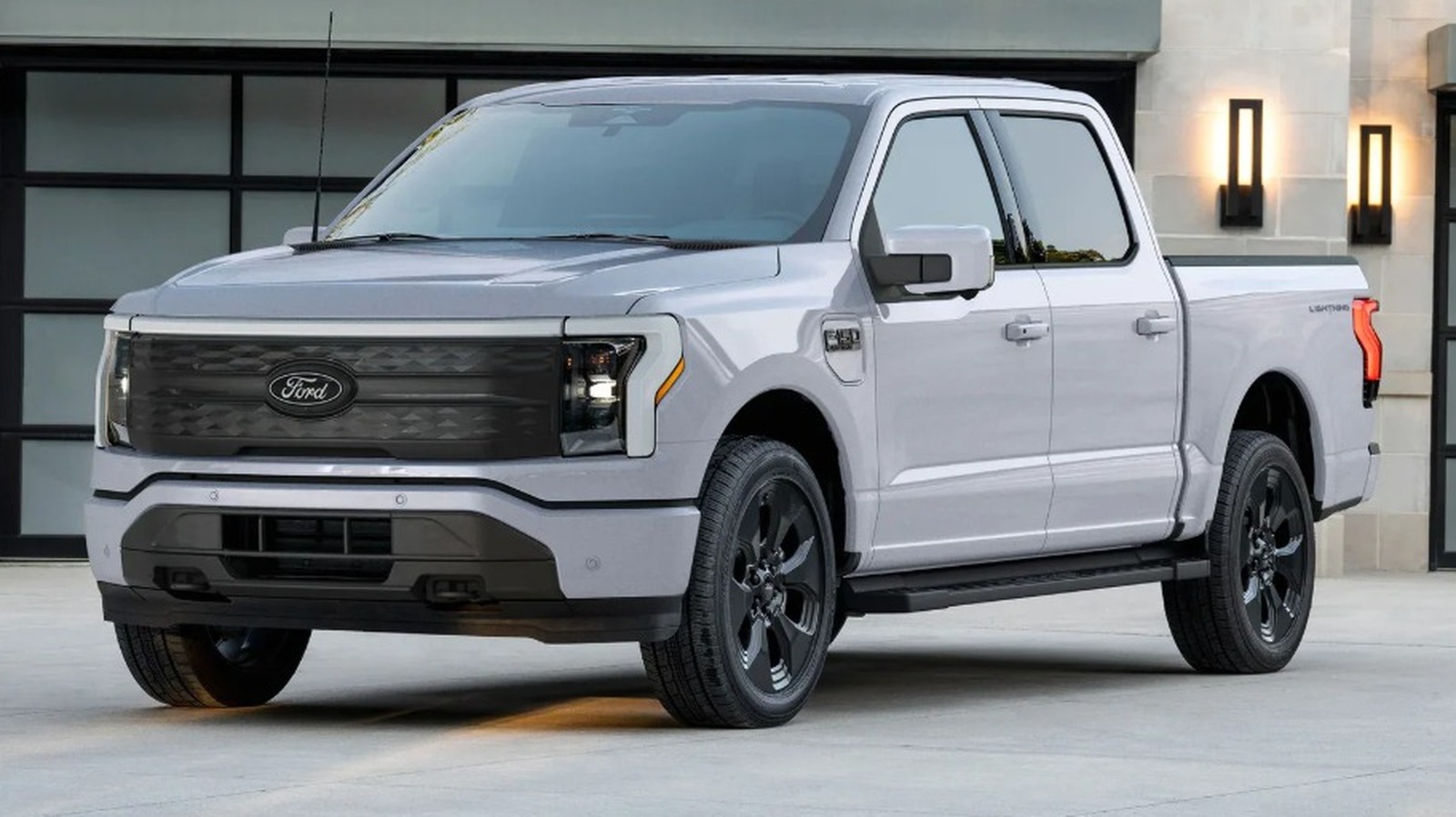 Ford F-150 Lightning Bekas Laris Manis di AS, Harga Diskon 50 Persen