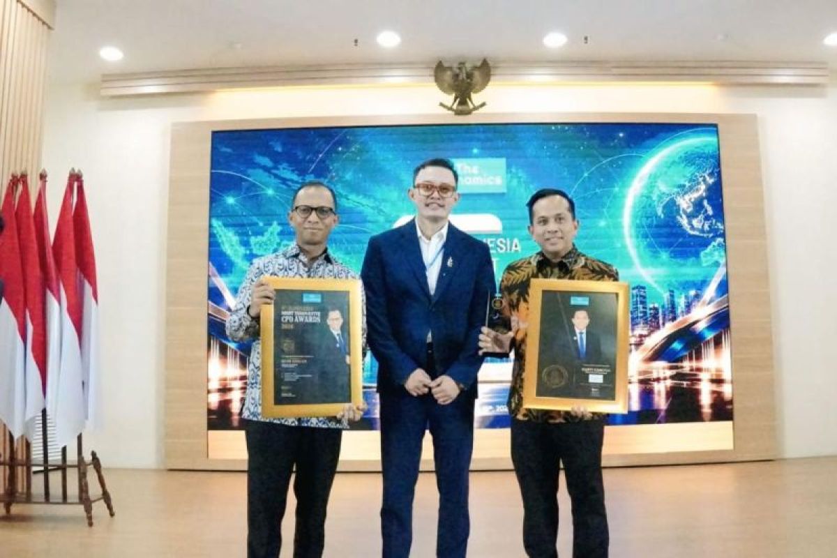 Bank Nagari Raih 3 Penghargaan Tingkat Nasional di Jakarta, Dirut Gusti Candra Masuk 50 CEO Inovatif 2026